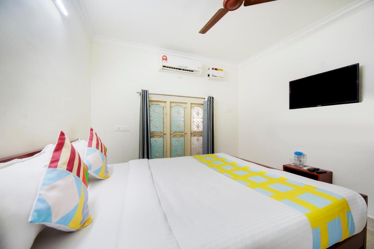 Hotel Yadvik Chennai Eksteriør billede