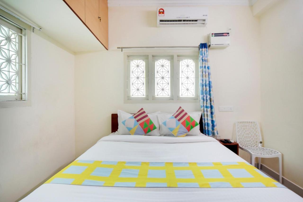 Hotel Yadvik Chennai Eksteriør billede