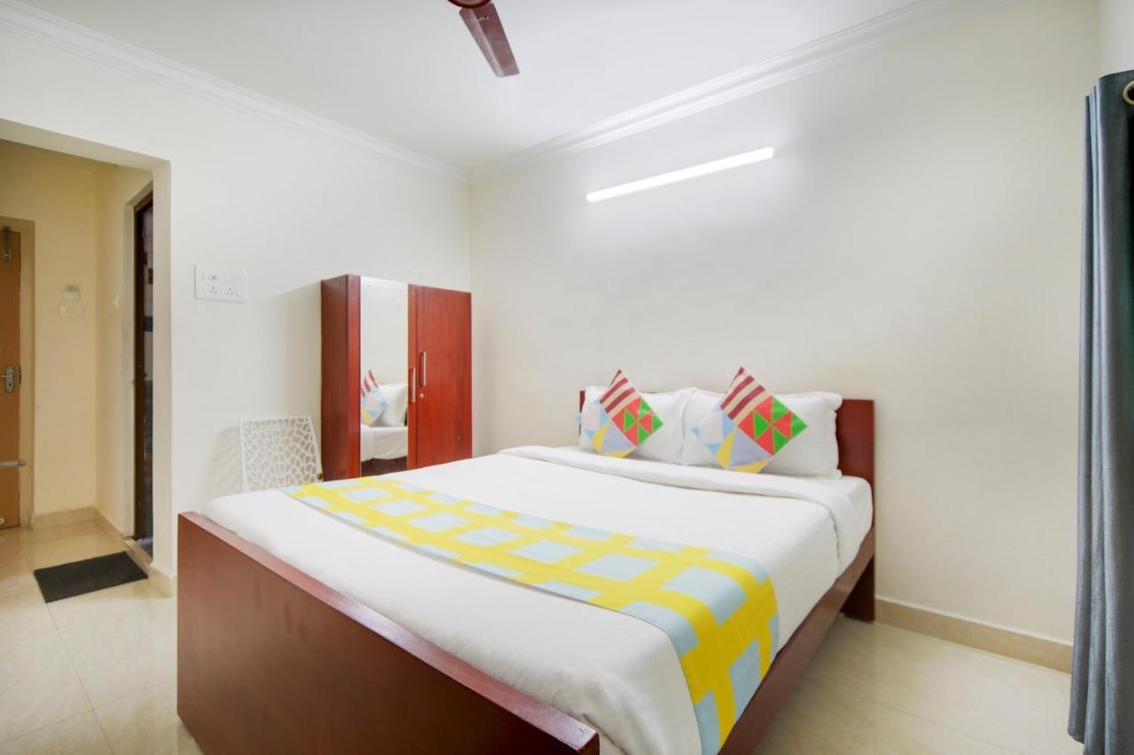 Hotel Yadvik Chennai Eksteriør billede
