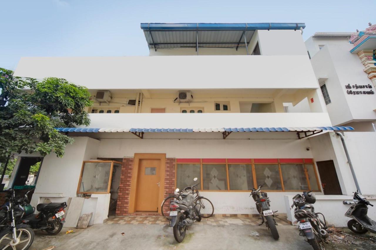 Hotel Yadvik Chennai Eksteriør billede